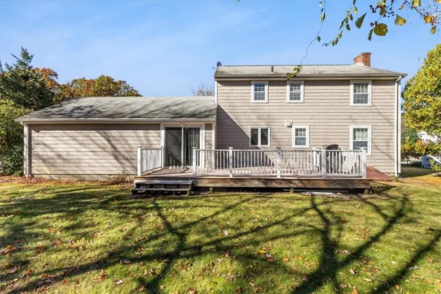 $689,000 | 1 Cheshire Drive, Barrington, RI 02806