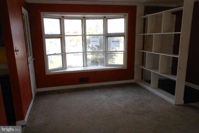 6717 Jerome Street Springfield, VA 22150 - Photo 3 of 7 Living Room