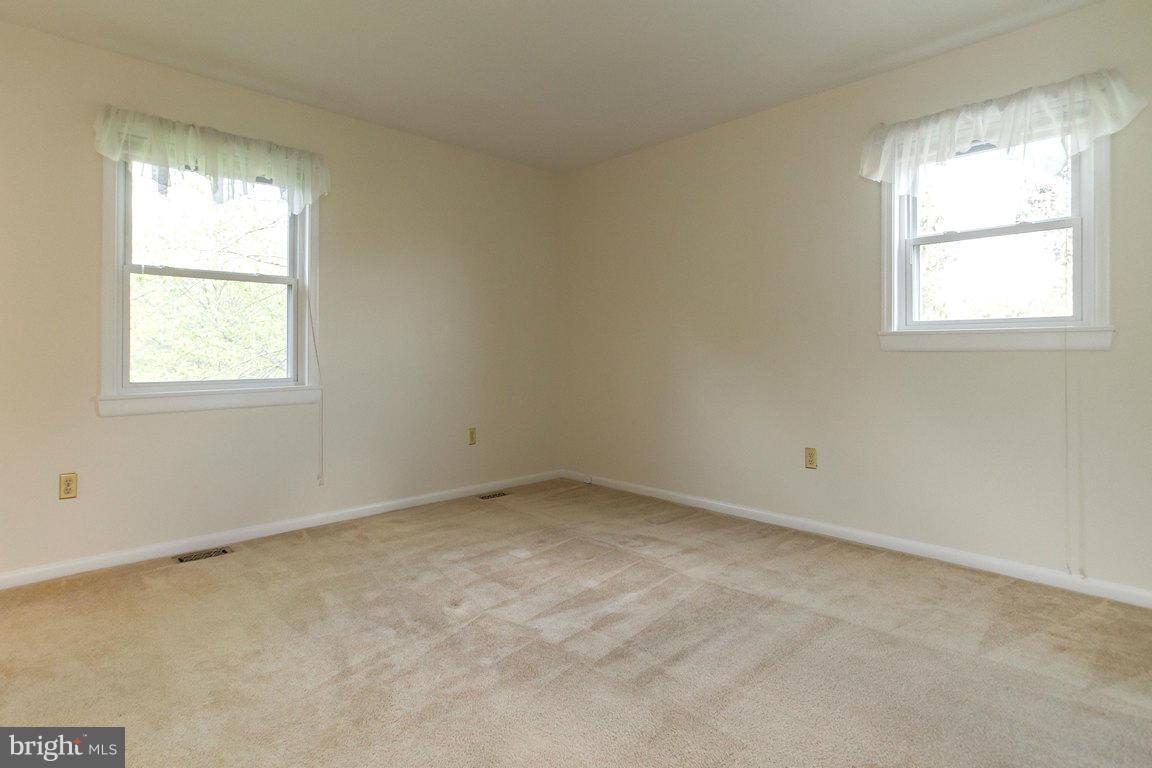 17615 Grace Road Hampstead, MD 21074 - Photo 13 of 30 an empty room with a window
