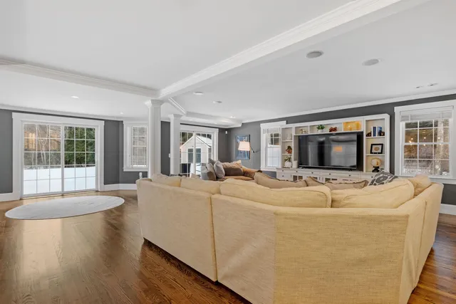 $1,050,000 | 771 Gilford Avenue, Gilford, NH 03249