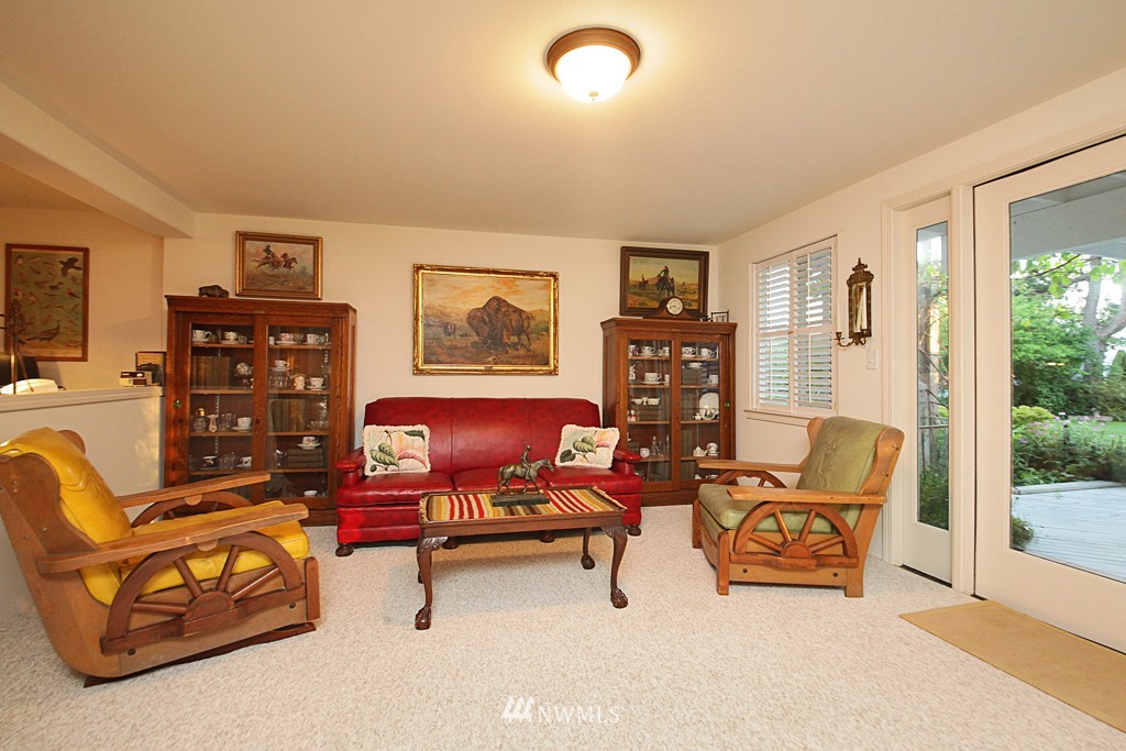2680 Sunlight Beach Road Clinton, WA 98236 - Photo 13 of 15 Gallery Image 13