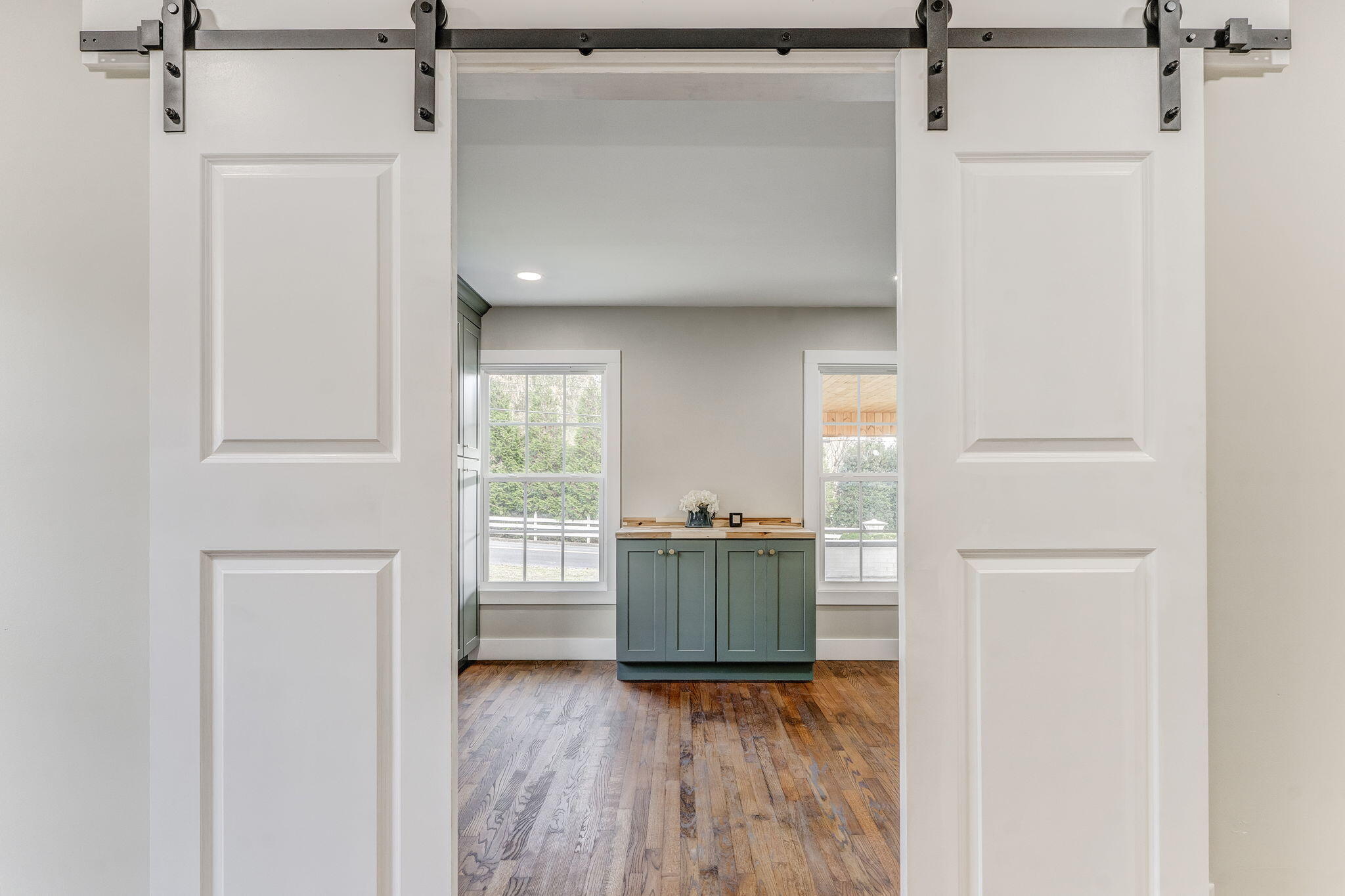 924 Stoneleigh Road Dalton, GA 30720 - Photo 18 of 83 19-web-or-mls-DSC08437_8_9