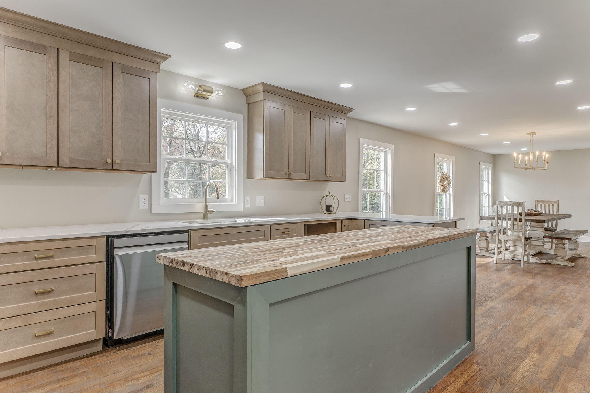 924 Stoneleigh Road Dalton, GA 30720 - Photo 33 of 83 35-web-or-mls-DSC08479_80_81