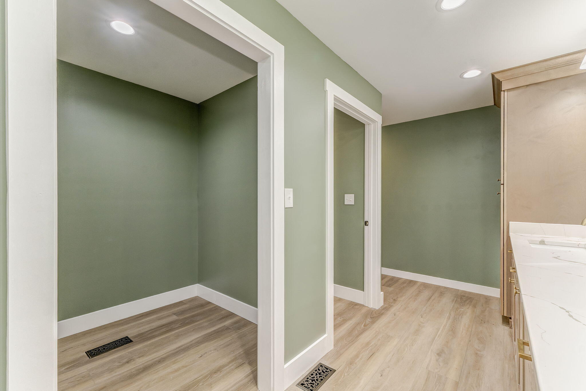 924 Stoneleigh Road Dalton, GA 30720 - Photo 57 of 83 68-web-or-mls-DSC08569_70_71