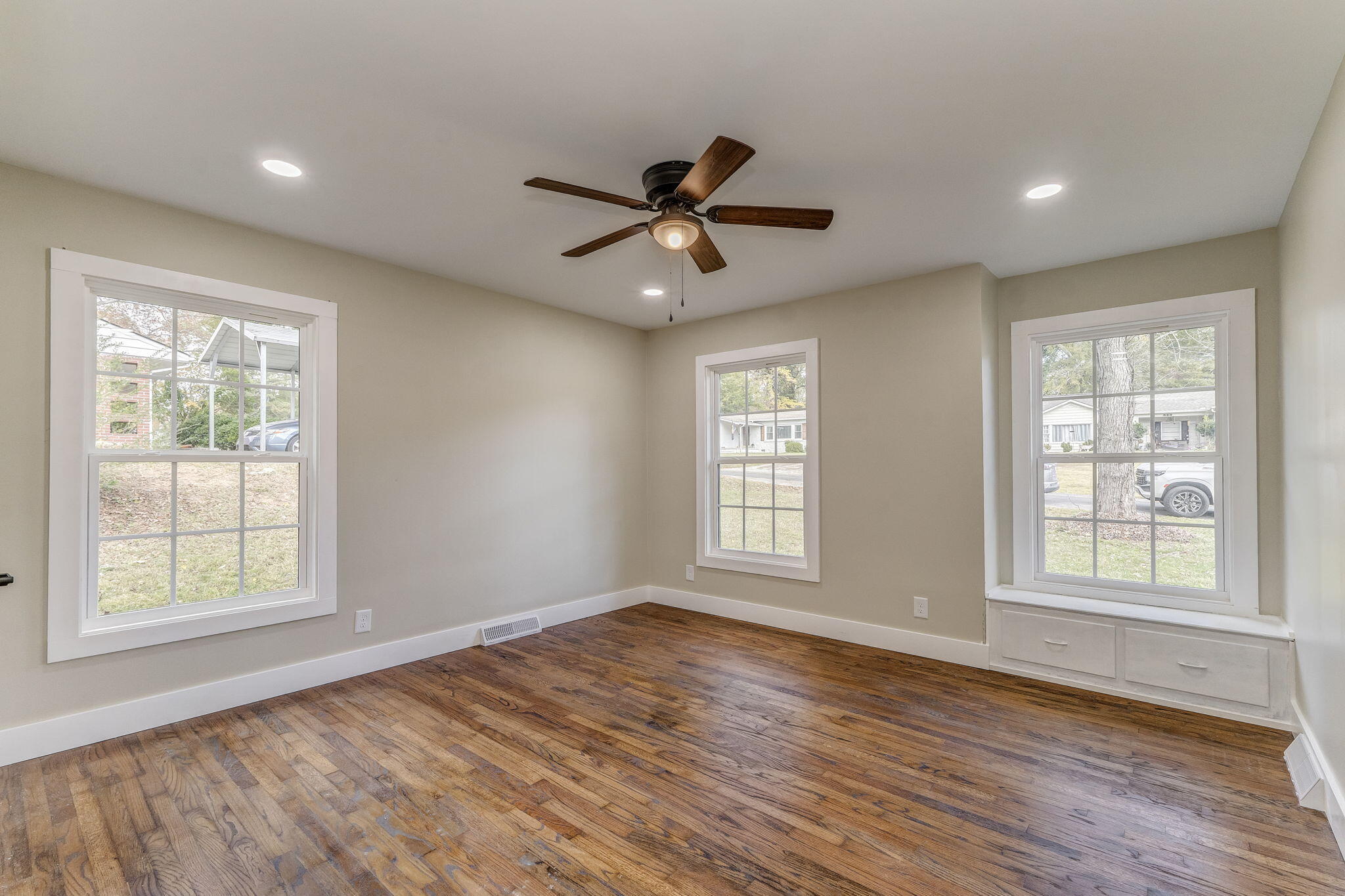 924 Stoneleigh Road Dalton, GA 30720 - Photo 66 of 83 58-web-or-mls-DSC08545_6_7