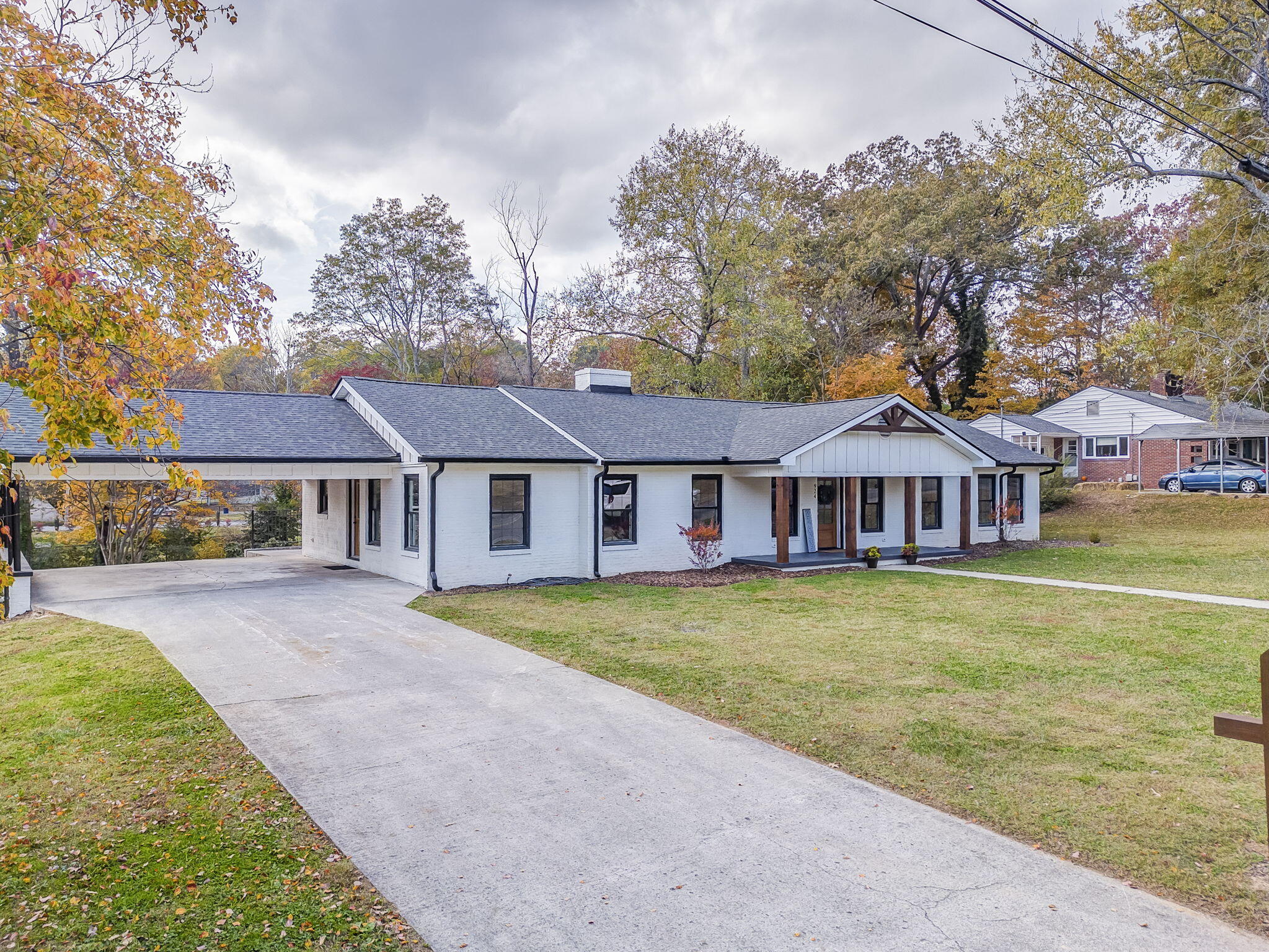 924 Stoneleigh Road Dalton, GA 30720 - Photo 7 of 83 8-web-or-mls-DJI_0467_8_9