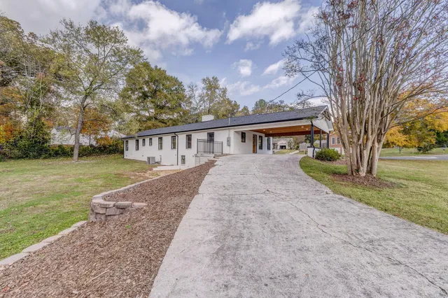 $450,000 | 924 Stoneleigh Road, Dalton, GA 30720