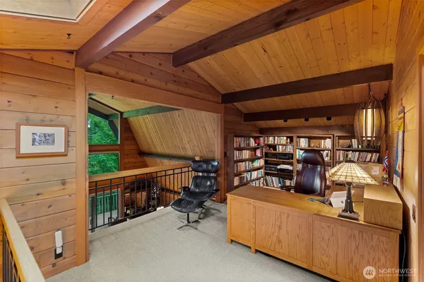 $999,980 | 29622 48th Avenue South, Roy, WA 98580