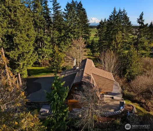 $999,980 | 29622 48th Avenue South, Roy, WA 98580