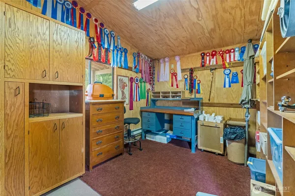 $999,980 | 29622 48th Avenue South, Roy, WA 98580