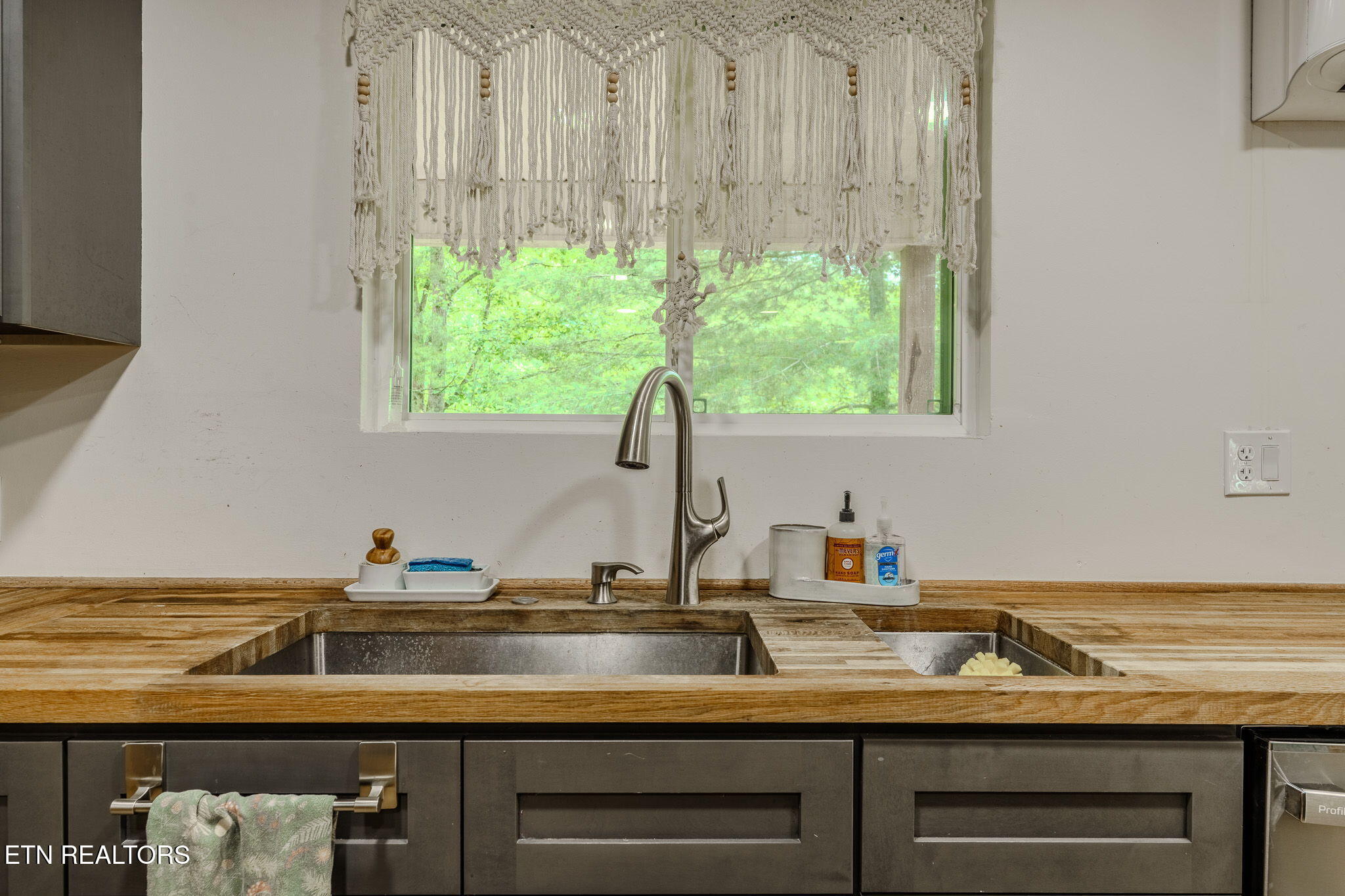 611 Antioch Church Road Vonore, TN 37885 - Photo 10 of 37 8-web-or-mls-_DSC3484-HDR