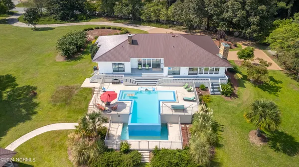 $1,195,000 | 101 Elizabeth Drive, Elizabethtown, NC 28337