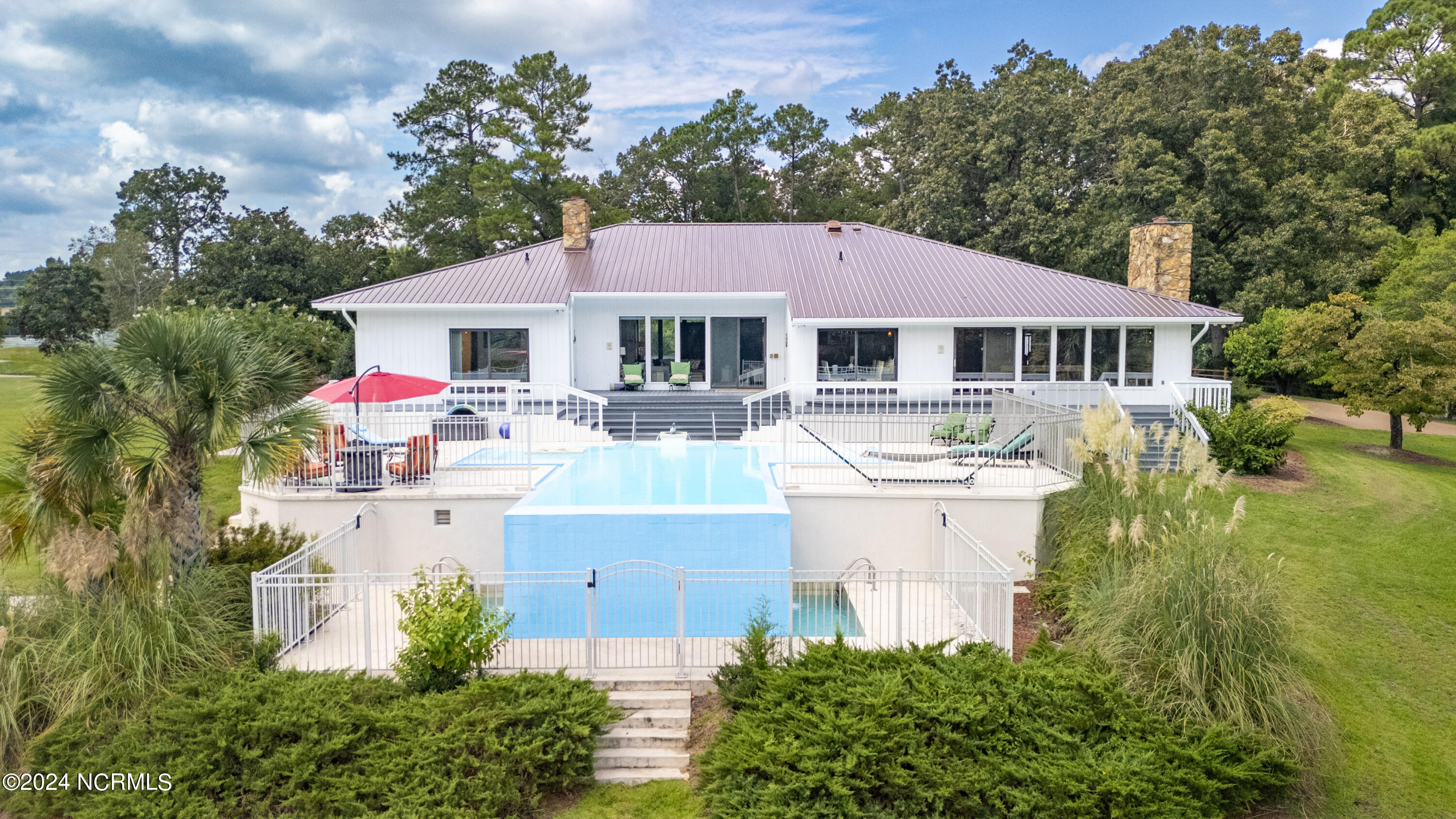 101 Elizabeth Drive Elizabethtown, NC 28337 - Photo 5 of 88 130-DJI_20240831133253_0063_D-HDR