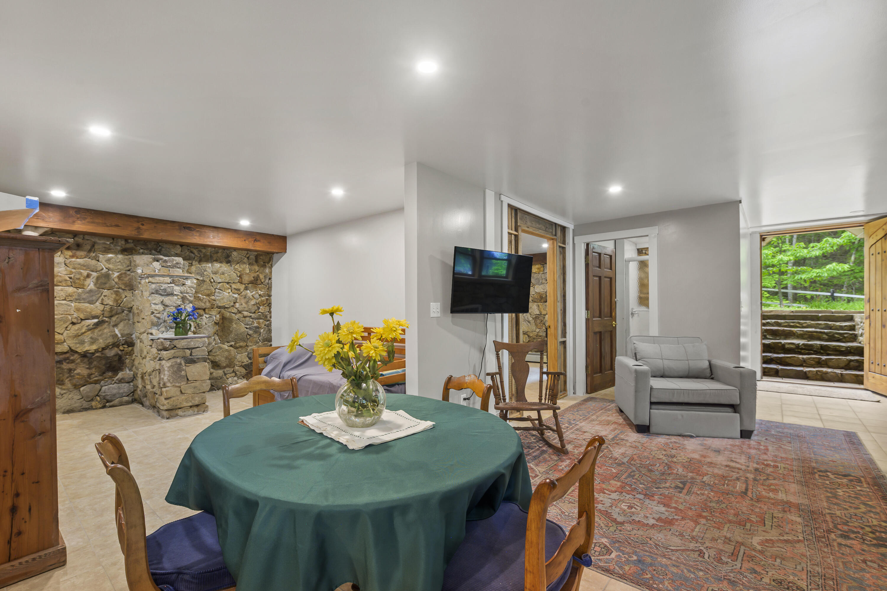 33 Neighba Lane Boothbay, ME 04537 - Photo 25 of 34 44-33 Neighba Ln, Boothbay, ME-TP