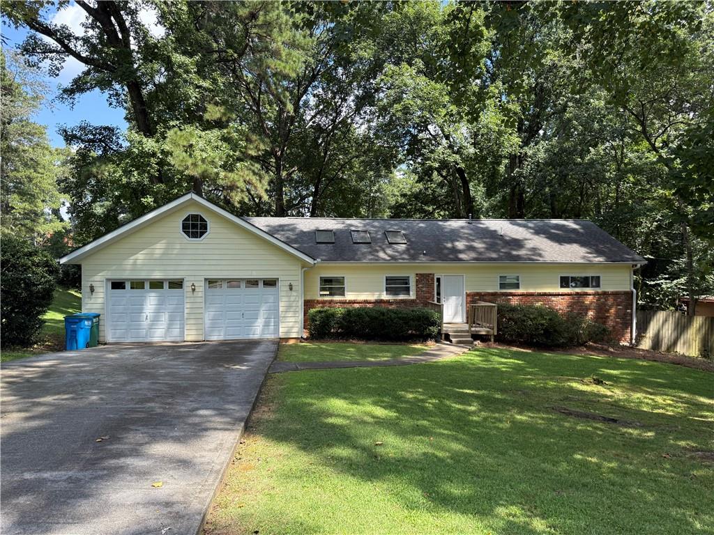 3544 Raymond Drive Atlanta, GA 30340 - Photo 3 of 29