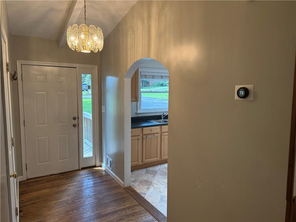 3544 Raymond Drive Atlanta, GA 30340 - Photo 5 of 29