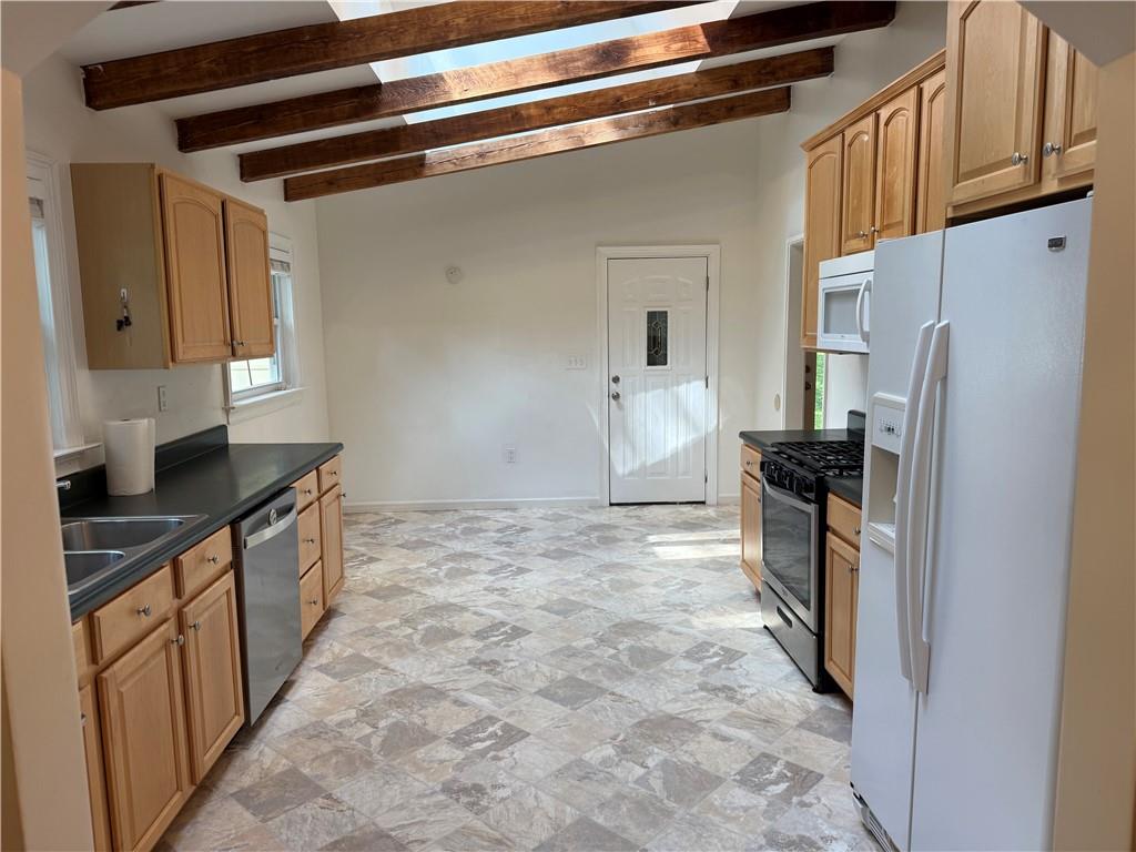 3544 Raymond Drive Atlanta, GA 30340 - Photo 9 of 29