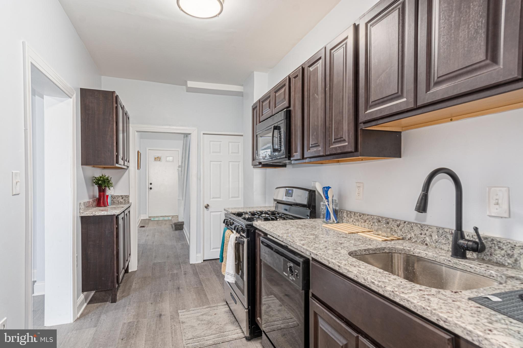 4414 Belair Road Baltimore, MD 21206 - Photo 14 of 55 Granite counter tops