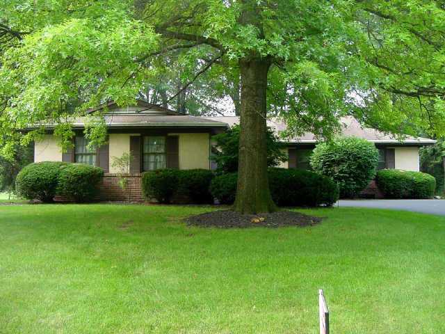 949 Old Farm Road Columbus, OH 43213 - Photo 1 of 5 Gallery Image 1