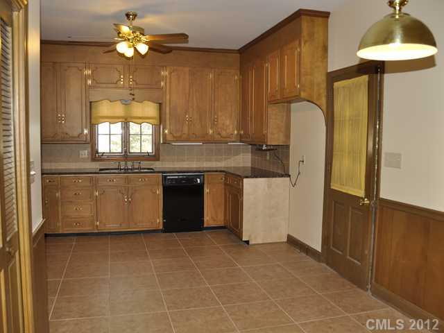 2908 Ferncliff Road Charlotte, NC 28211 - Photo 14 of 16
