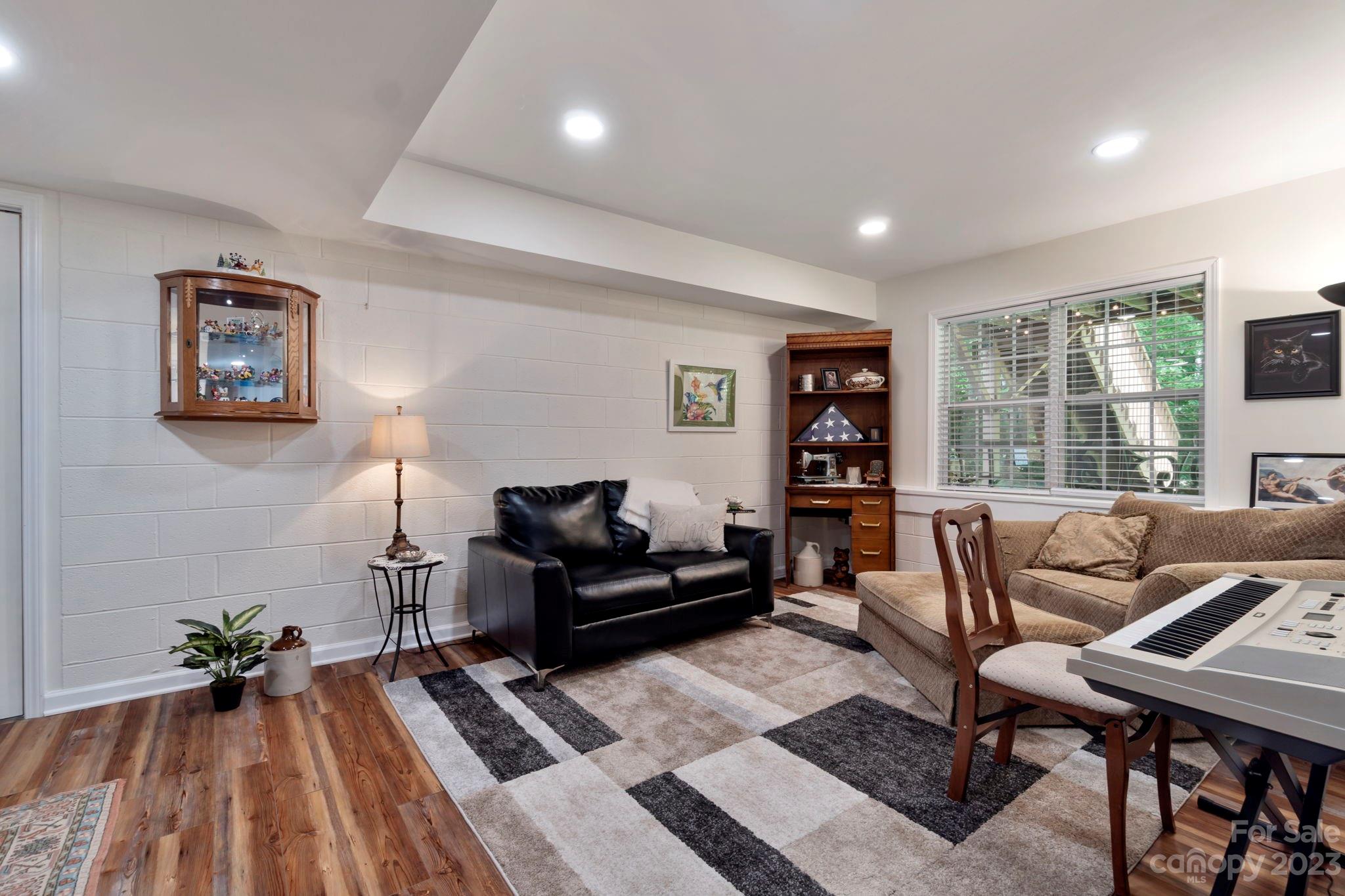 6521 Emory Drive Hickory, NC 28601 - Photo 22 of 28