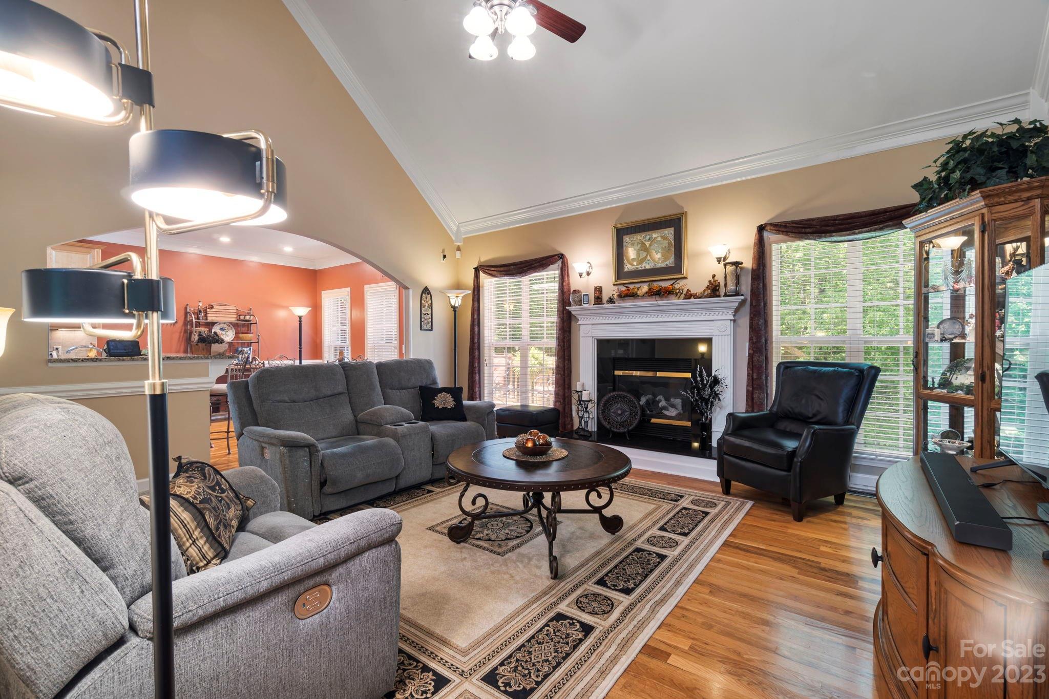 6521 Emory Drive Hickory, NC 28601 - Photo 4 of 28