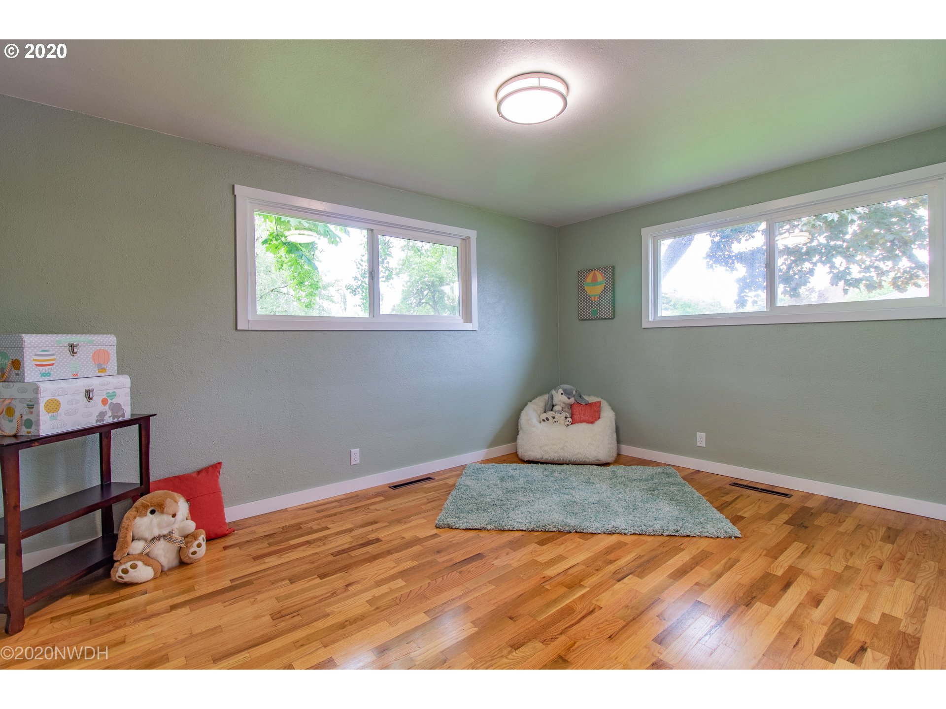 408 Maxwell Road Eugene, OR 97404 - Photo 21 of 32 Gallery Image 21