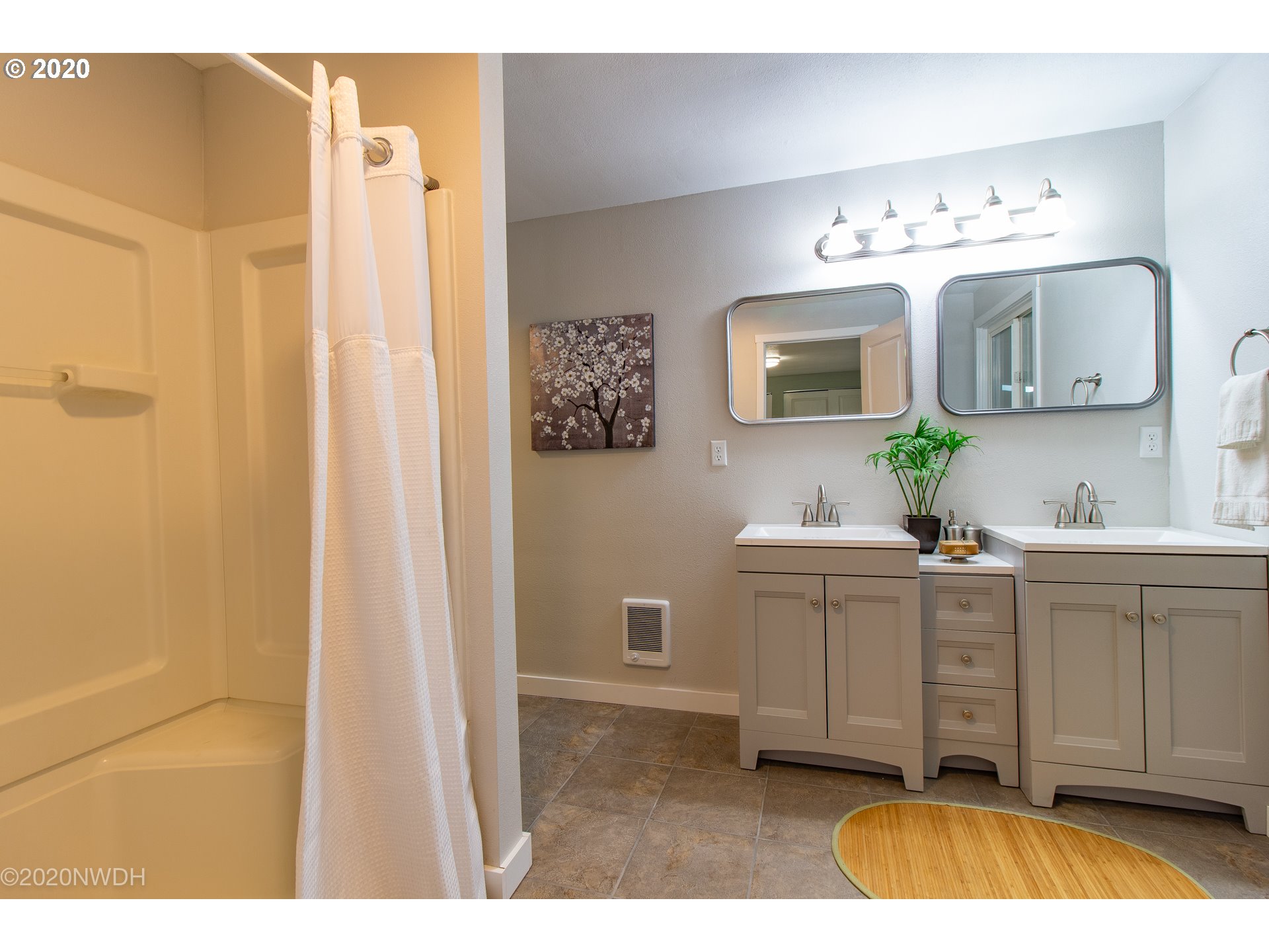 408 Maxwell Road Eugene, OR 97404 - Photo 25 of 32 Gallery Image 25