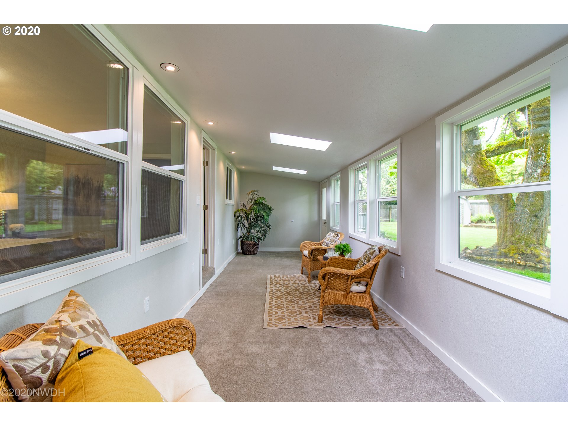 408 Maxwell Road Eugene, OR 97404 - Photo 28 of 32 Gallery Image 28