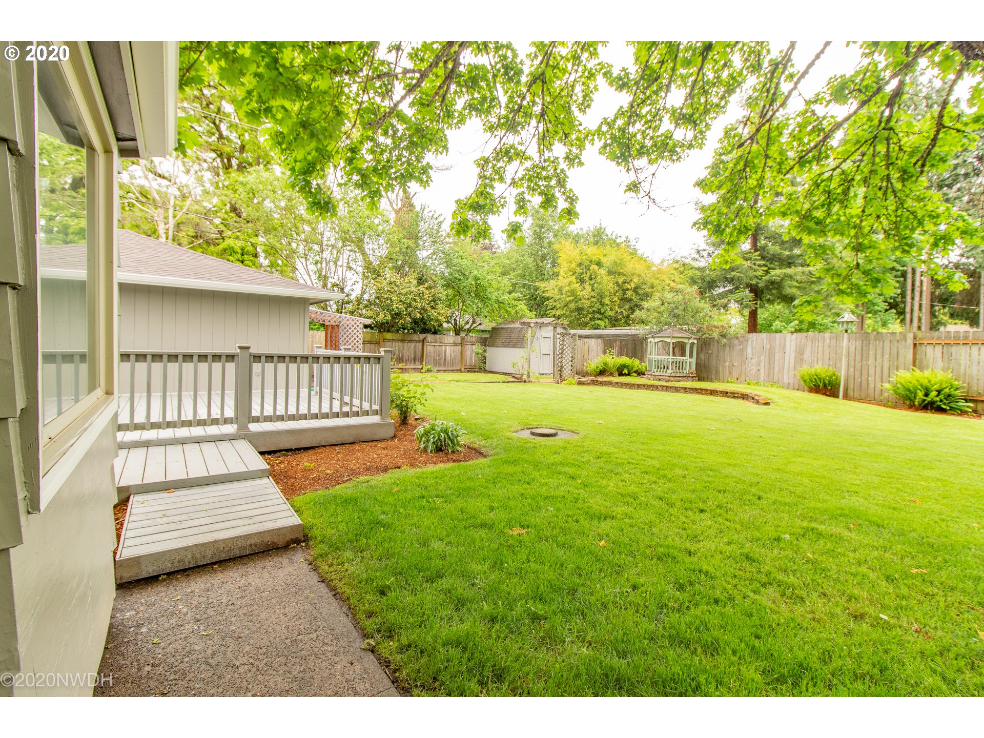 408 Maxwell Road Eugene, OR 97404 - Photo 29 of 32 Gallery Image 29