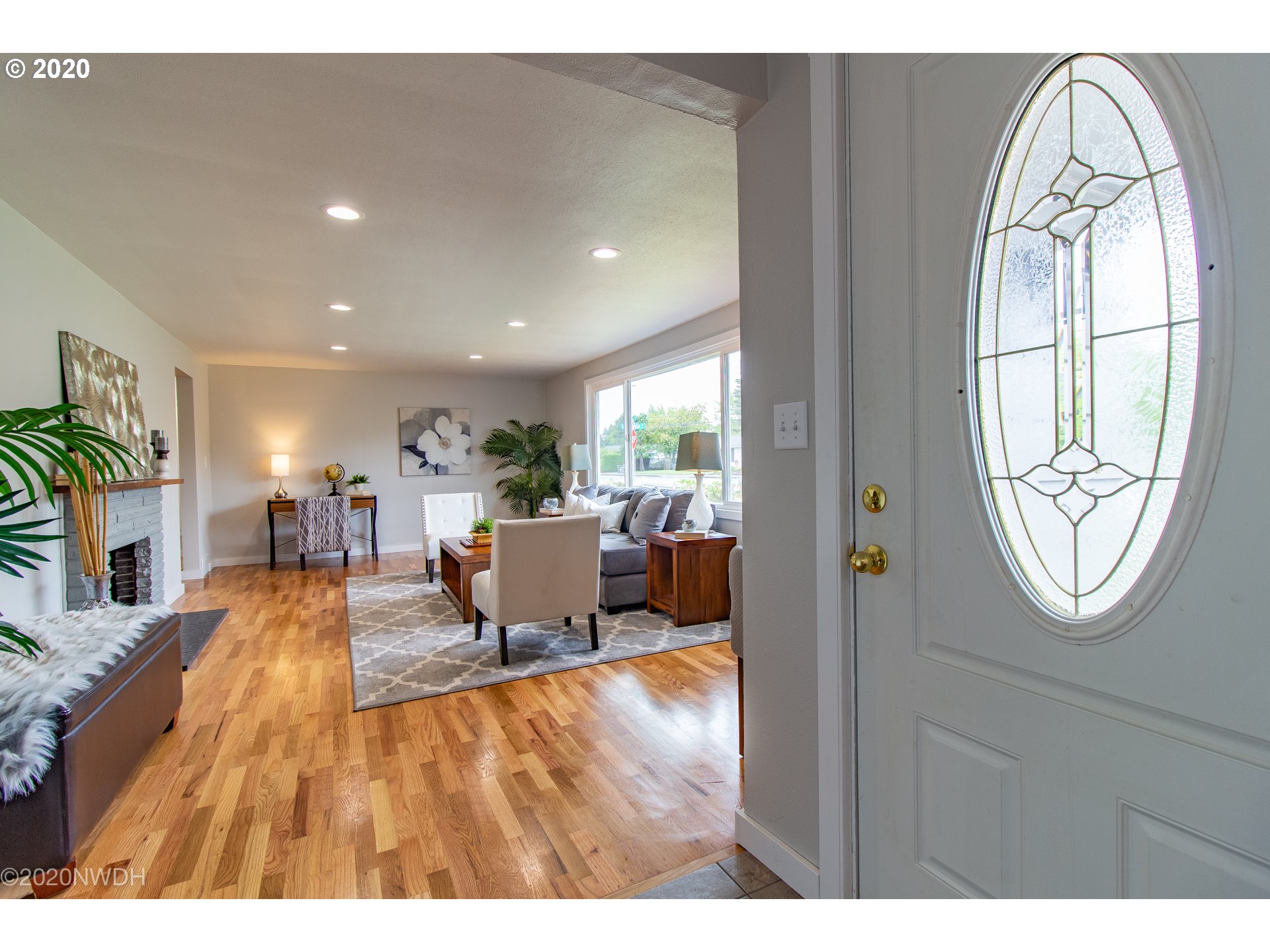 408 Maxwell Road Eugene, OR 97404 - Photo 5 of 32 Gallery Image 5