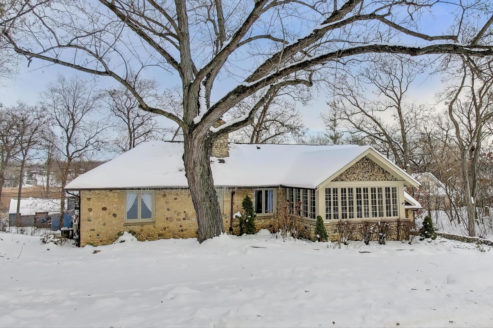 205 Orchard Road North Barrington, IL 60010 - Photo 3 of 48