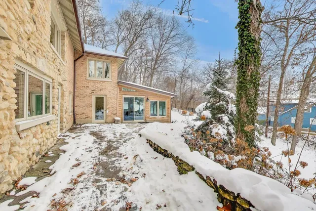 $675,000 | 205 Orchard Road, North Barrington, IL 60010