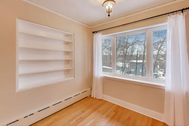 $675,000 | 205 Orchard Road, North Barrington, IL 60010