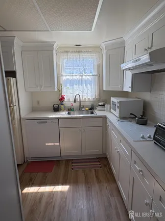 $185,000 | 67 Amherst Lane, Unit B, Monroe Township, NJ 08831