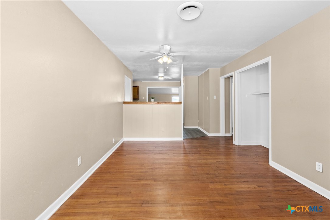 1301 West Lane Killeen, TX 76549 - Photo 3 of 26