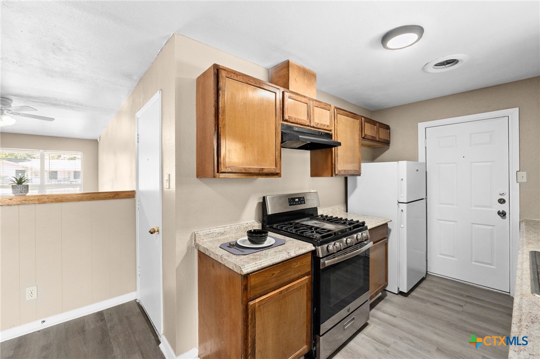 1301 West Lane Killeen, TX 76549 - Photo 8 of 26