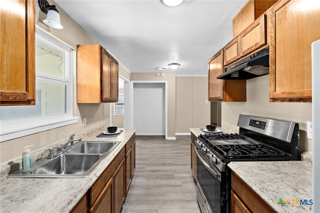 1301 West Lane Killeen, TX 76549 - Photo 9 of 26