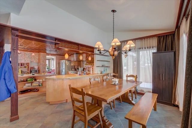 $825,000 | 10200 County Hwy Y, Mazomanie, WI 53560