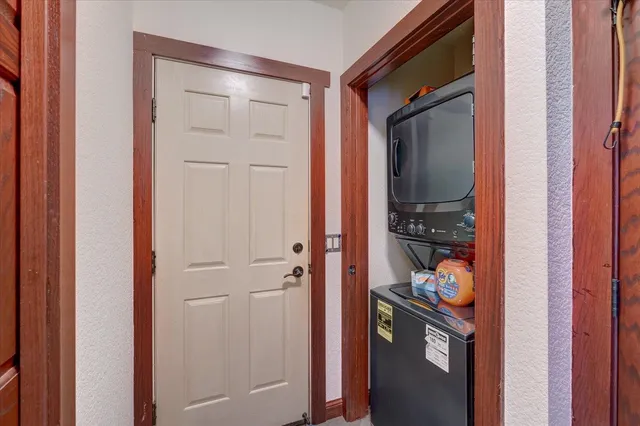 $825,000 | 10200 County Hwy Y, Mazomanie, WI 53560