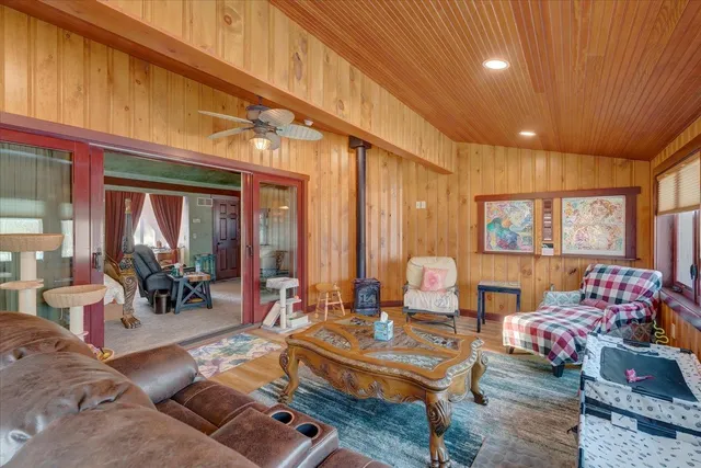 $825,000 | 10200 County Hwy Y, Mazomanie, WI 53560