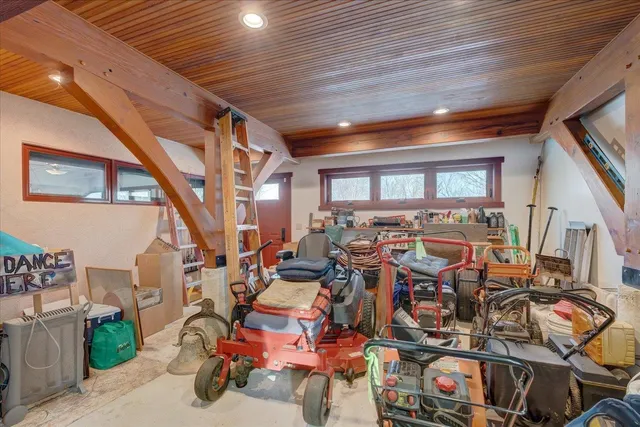 $825,000 | 10200 County Hwy Y, Mazomanie, WI 53560