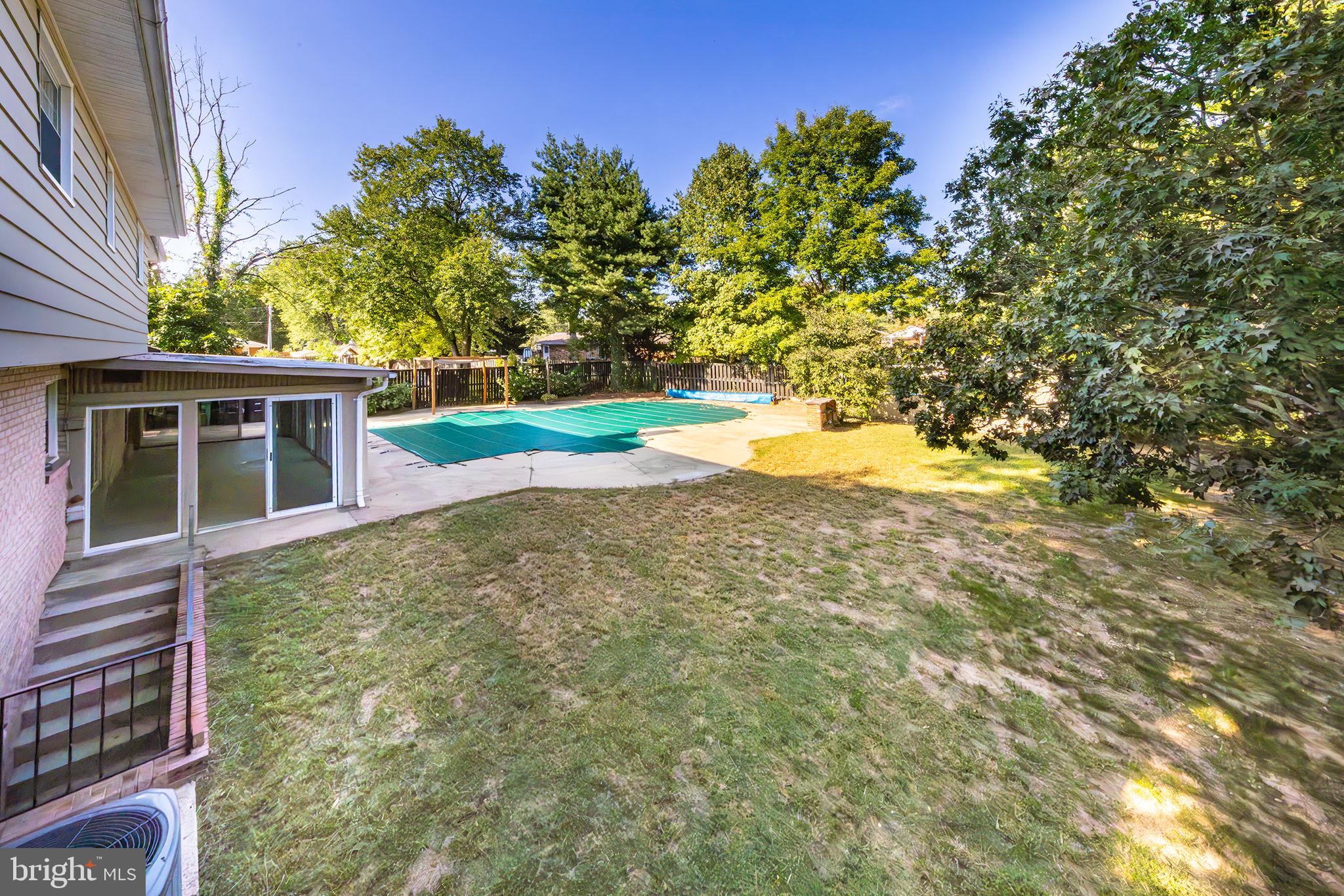 7104 Bock Road Fort Washington, MD 20744 - Photo 6 of 46 Huge backyard