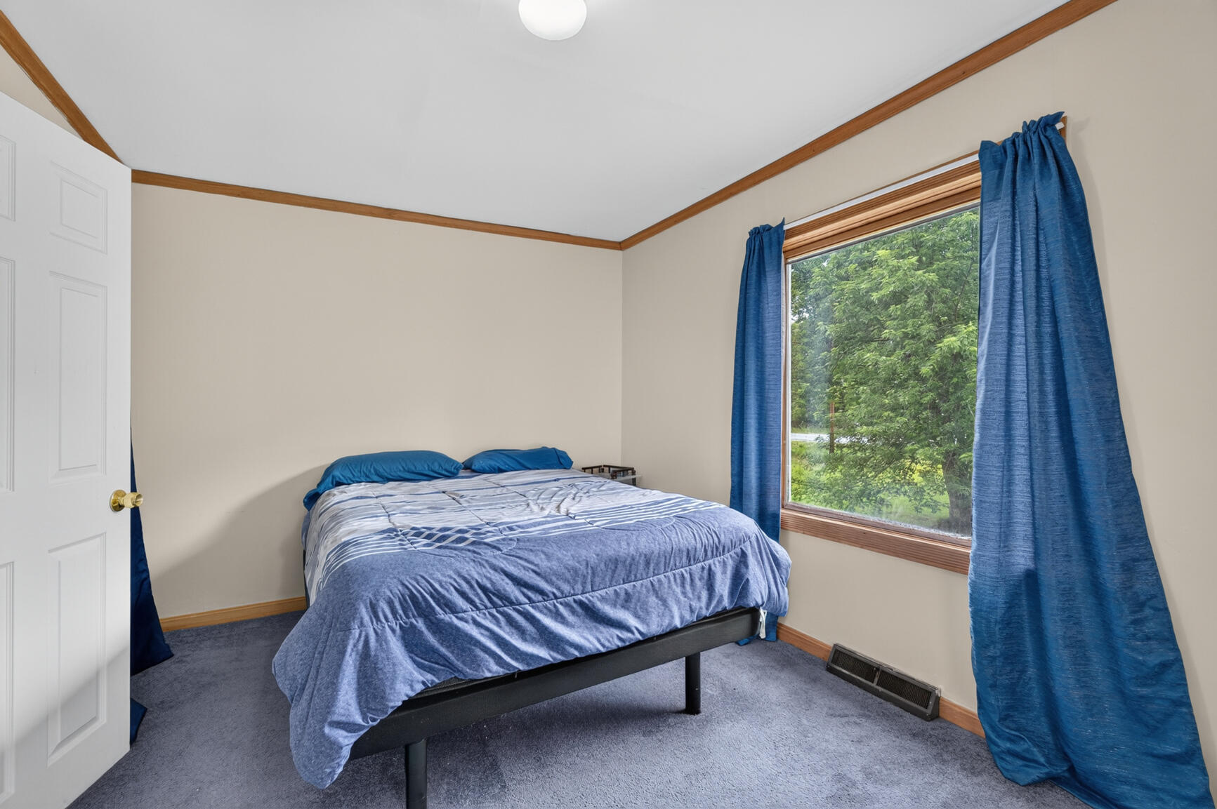 815 Royalsborough Road Durham, ME 04222 - Photo 15 of 28 815RoyalsboroughDurham-12