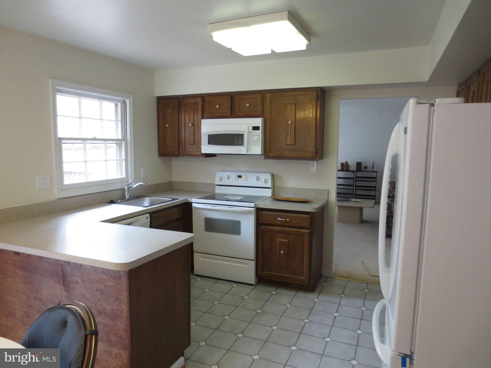 13300 Rockview Court Silver Spring, MD 20906 - Photo 2 of 12 Kitchen