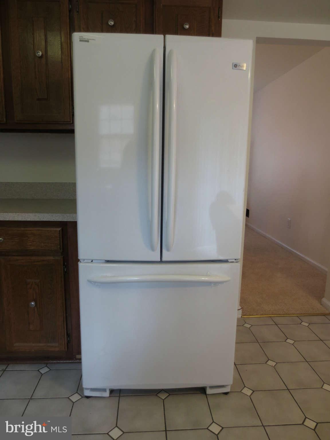 13300 Rockview Court Silver Spring, MD 20906 - Photo 3 of 12 Kitchen