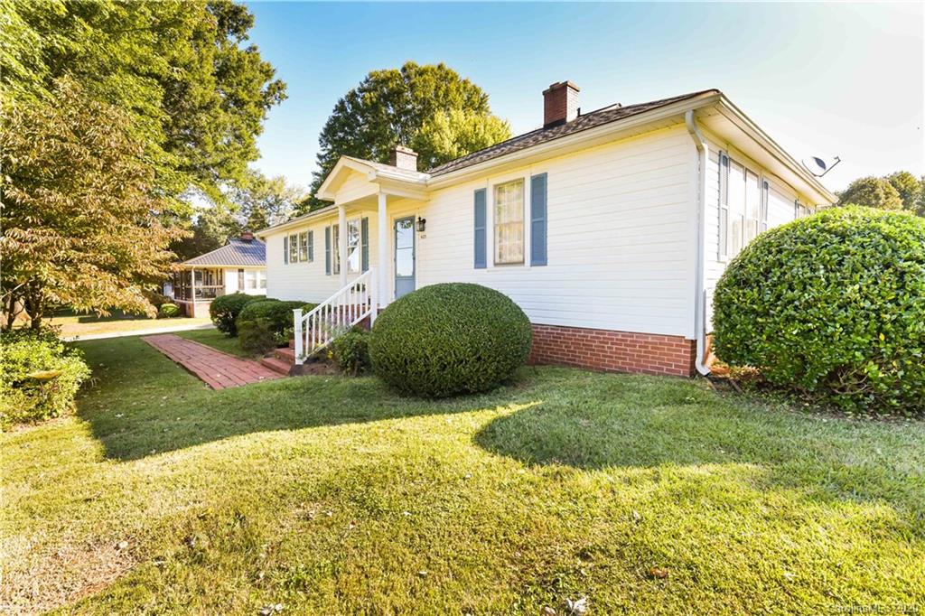 635 Dukeville Road Salisbury, NC 28146 - Photo 2 of 38 Gallery Image 2