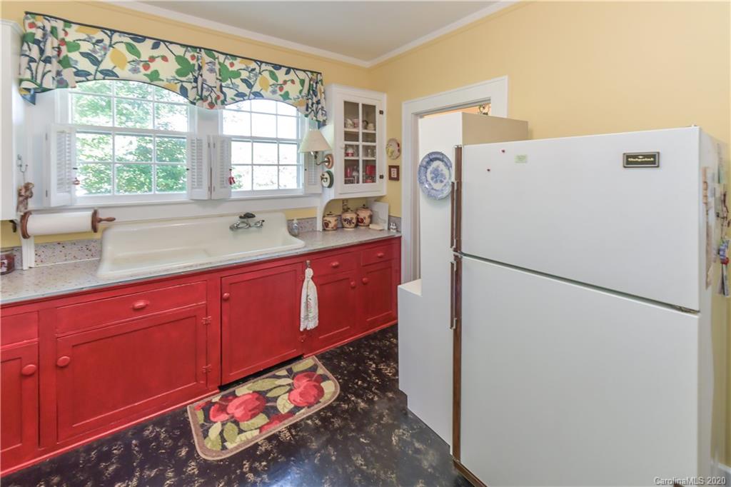 635 Dukeville Road Salisbury, NC 28146 - Photo 18 of 38 Gallery Image 18
