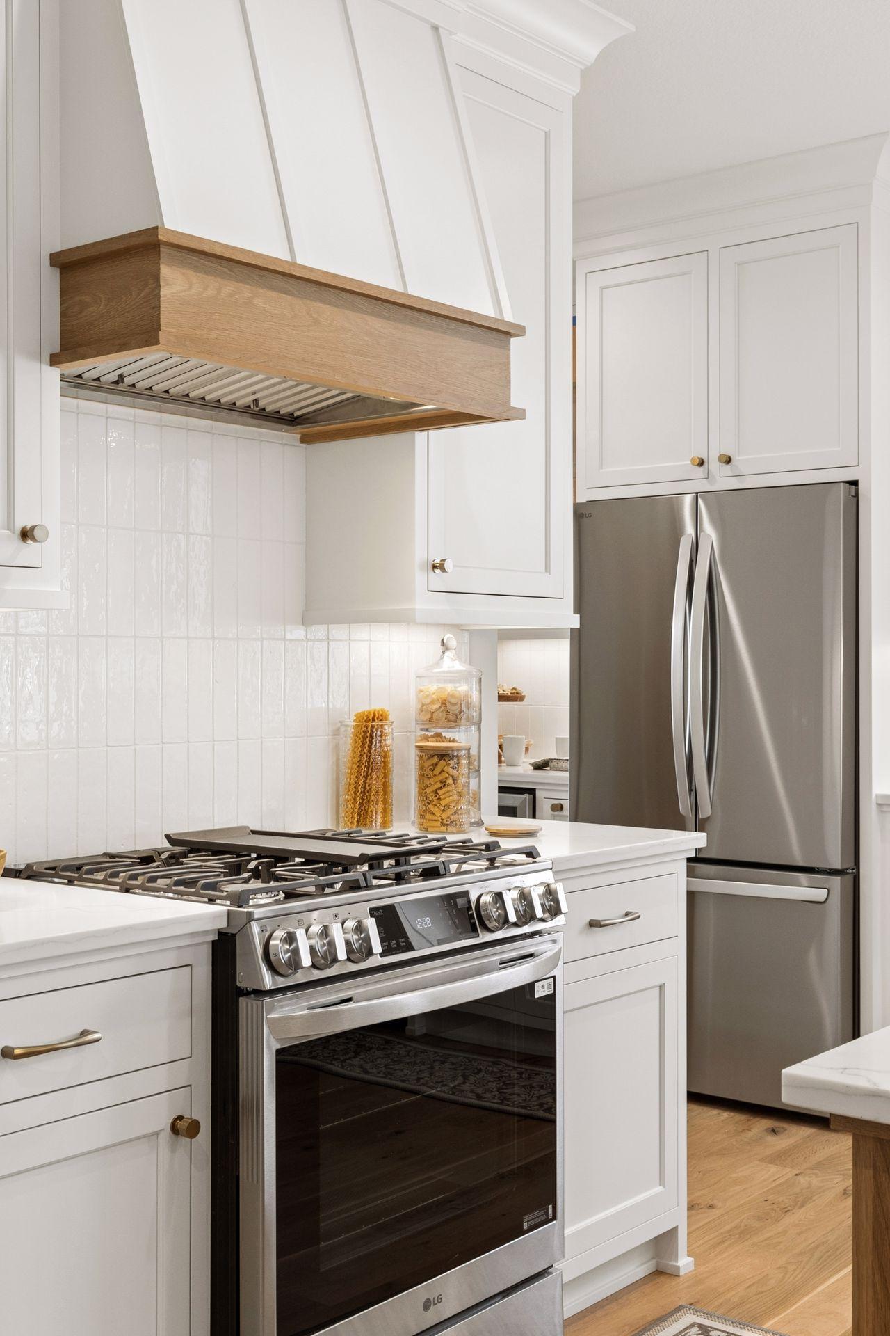 118 Spring Farm Road North Oaks, MN 55127 - Photo 5 of 47