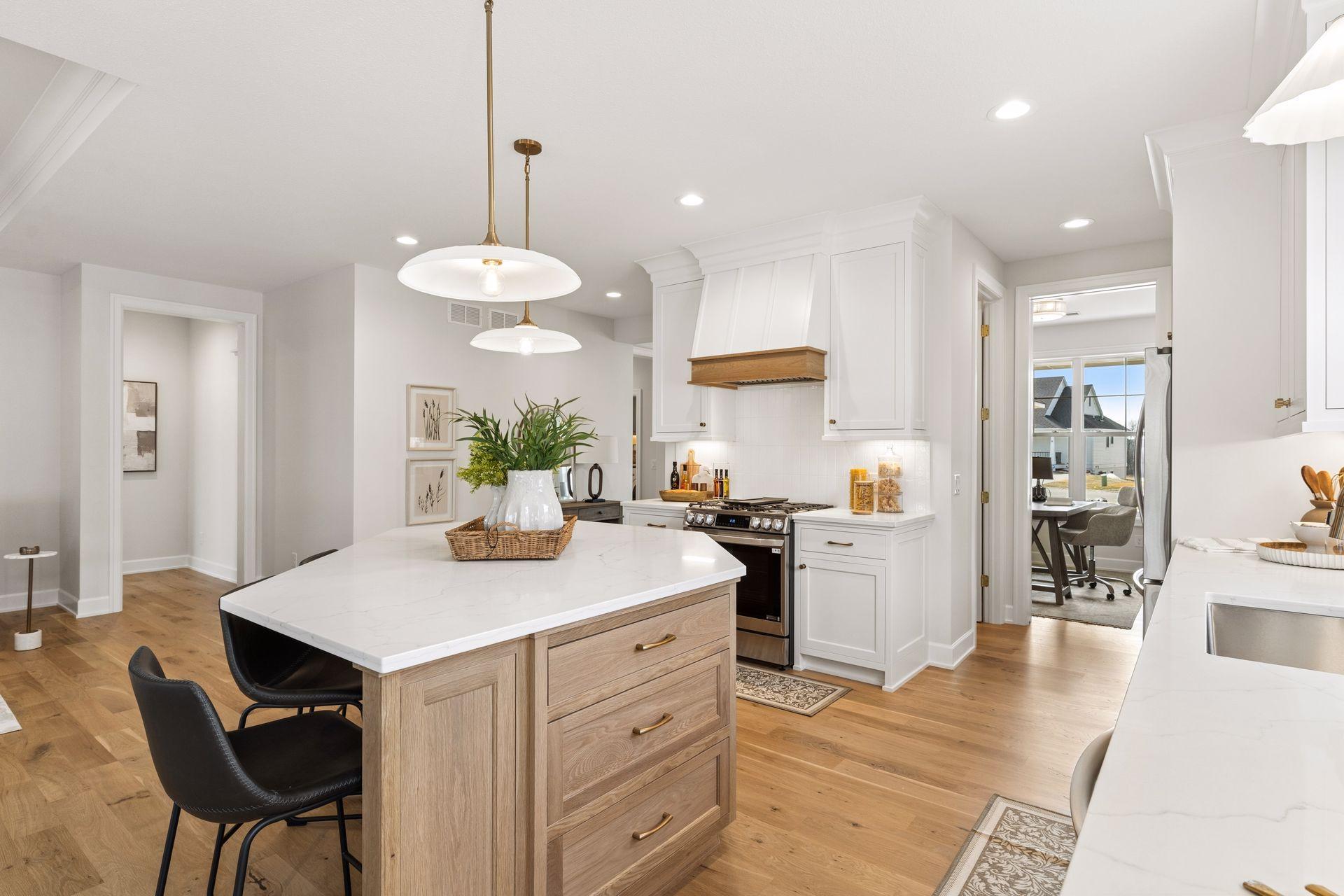 118 Spring Farm Road North Oaks, MN 55127 - Photo 7 of 47